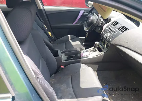 2010 Mazda Mazda3 S Sport z USA, uszkodzony, nr VIN JM1BL1H58A1210282